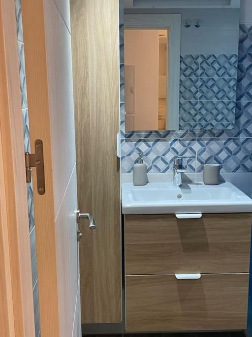 Lovely Beach Apartment Rincon de la Victoria Luaran gambar